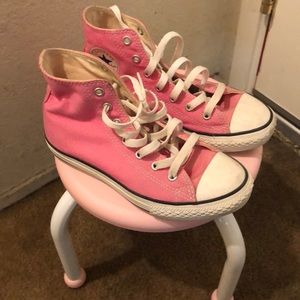 Pink Converse!